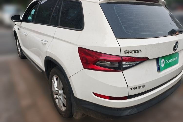 Used Skoda Kodiaq 2017 TSI330 5-Seat Two-Wheel Drive Luxury Edition Rear Left 45 Deg