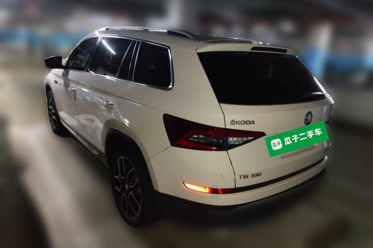 Used Skoda Kodiaq 2017 TSI330 7-Seater Two-Wheel-Drive Luxury Edition Rear Left 45 Deg