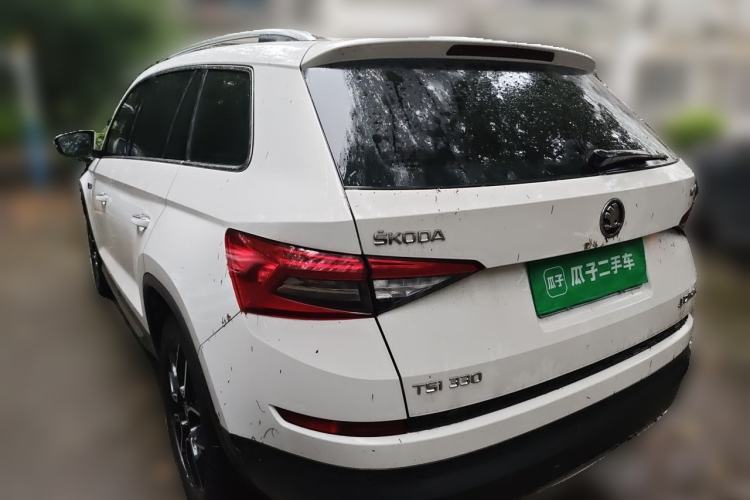 Used Skoda Kodiaq 2017 TSI330 7-Seater Two-Wheel-Drive Luxury Edition Rear Left 45 Deg