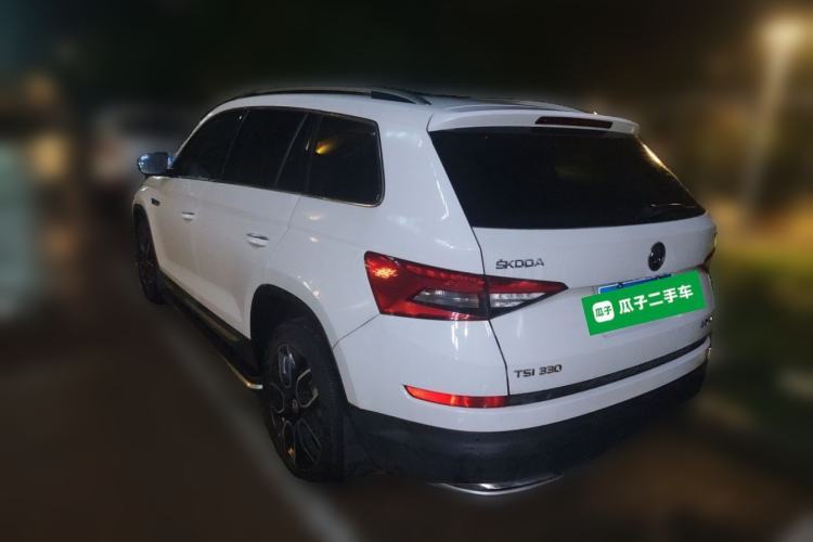Used Skoda Kodiaq 2017 TSI330 7-Seater Two-Wheel-Drive Luxury Edition Rear Left 45 Deg