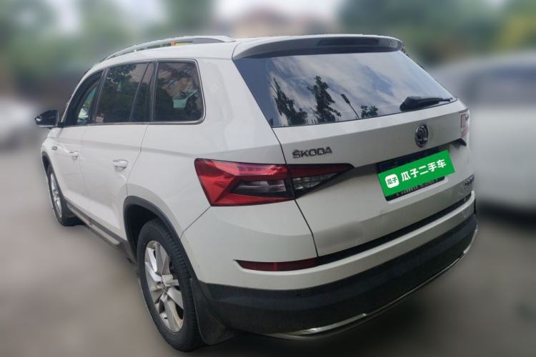 Used Skoda Kodiaq 2017 TSI330 7-Seater Two-Wheel-Drive Luxury Edition Rear Left 45 Deg