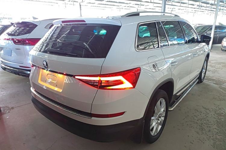Used Skoda Kodiaq 2017 TSI330 5-seat Two-Wheel Drive Comfort Edition Rear Right 45 Deg