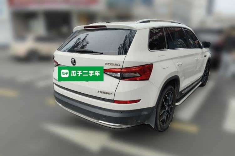 Used Skoda Kodiaq 2017 TSI380 7-Seater Four-Wheel-Drive Flagship Edition Rear Right 45 Deg