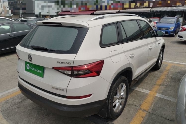Used Skoda Kodiaq 2017 TSI330 5-Seat Two-Wheel Drive Luxury Edition Rear Right 45 Deg