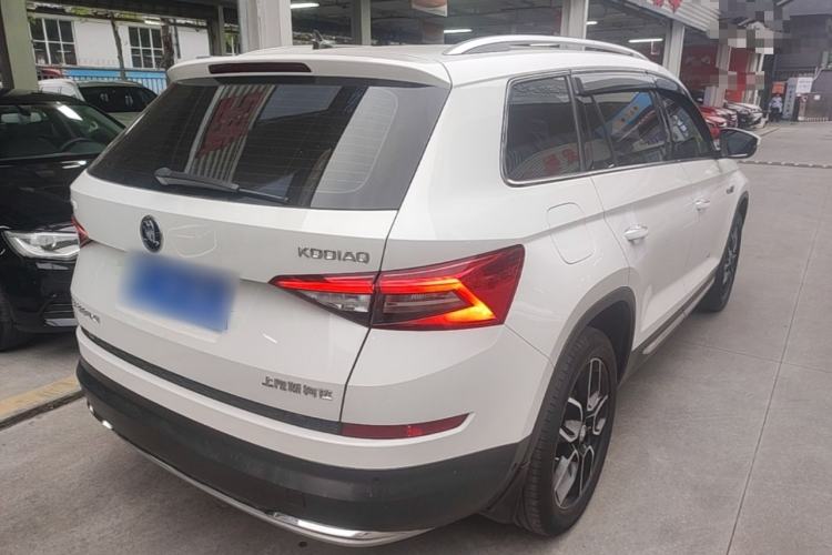 Used Skoda Kodiaq 2017 TSI380 7-Seater Four-Wheel-Drive Flagship Edition Rear Right 45 Deg