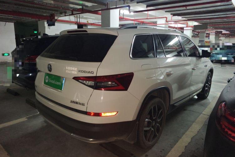 Used Skoda Kodiaq 2017 TSI330 7-Seater Two-Wheel-Drive Luxury Edition Rear Right 45 Deg