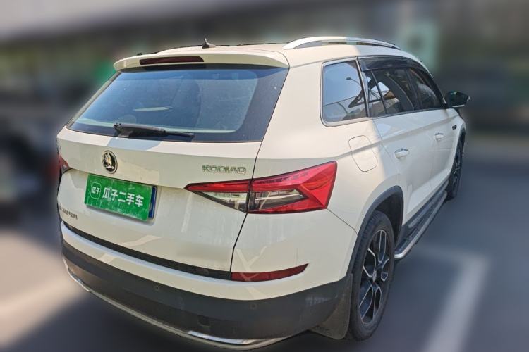 Used Skoda Kodiaq 2017 TSI380 7-Seater Four-Wheel-Drive Flagship Edition Rear Right 45 Deg