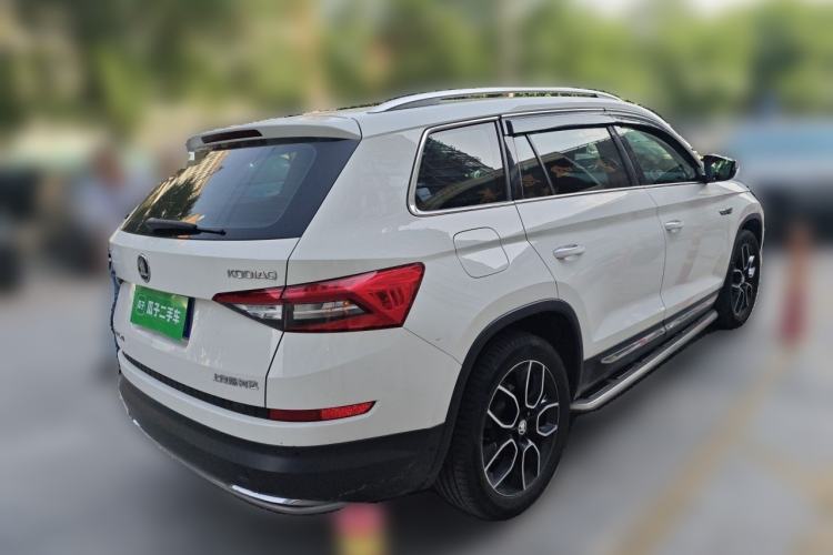 Used Skoda Kodiaq 2017 TSI380 7-Seater Four-Wheel-Drive Flagship Edition Rear Right 45 Deg