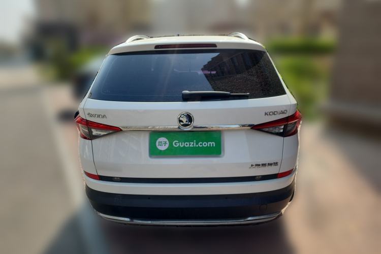 Used Skoda Kodiaq 2017 TSI330 7-Seater Two-Wheel-Drive Luxury Edition Rear