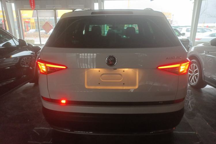 Used Skoda Kodiaq 2017 TSI330 7-Seater Two-Wheel-Drive Luxury Edition Rear