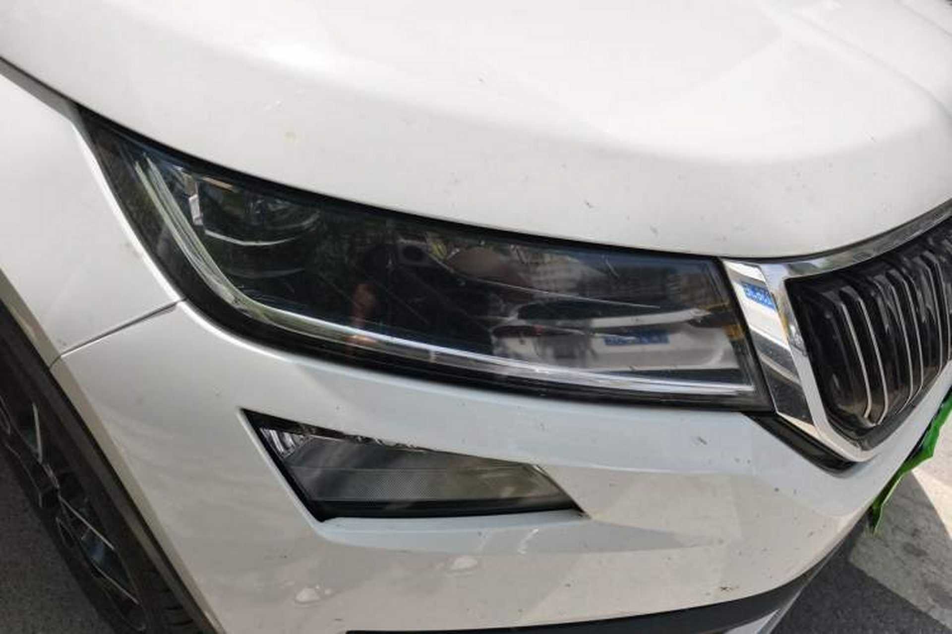 Used Skoda Kodiaq 2017 TSI380 7-Seater Four-Wheel-Drive Flagship Edition Right Front Headlight