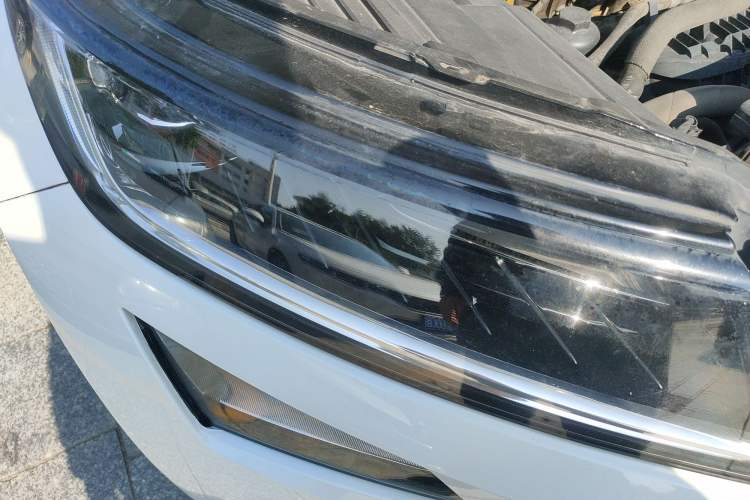 Used Skoda Kodiaq 2017 TSI380 7-Seater Four-Wheel-Drive Flagship Edition Right Front Headlight