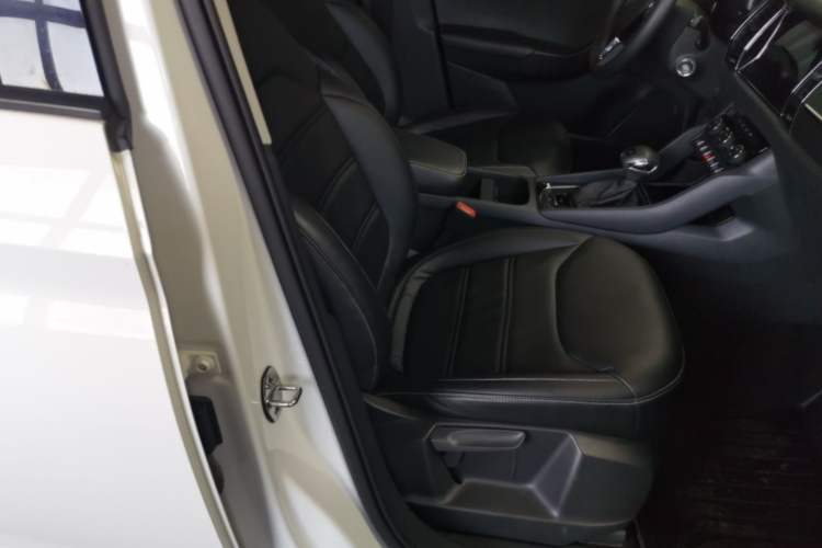 Used Skoda Kodiaq 2017 TSI330 5-seat Two-Wheel Drive Comfort Edition Right Front Seat
