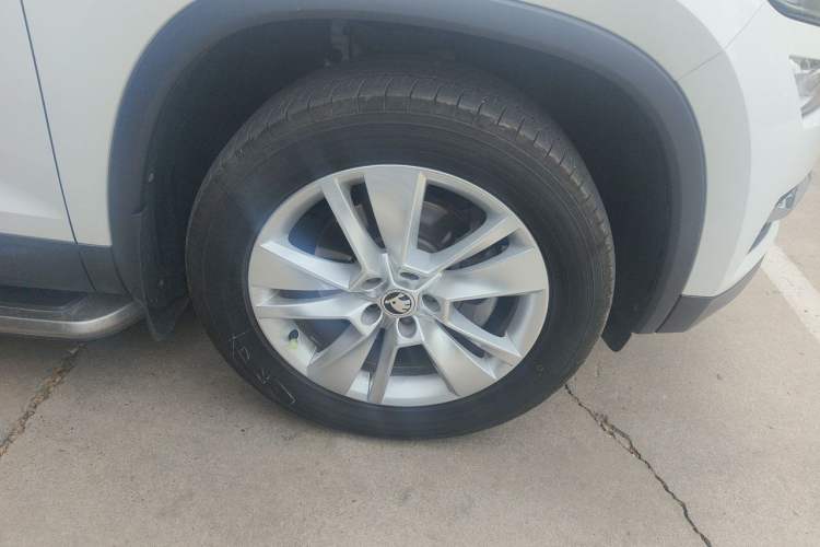 Used Skoda Kodiaq 2017 TSI330 5-Seat Two-Wheel Drive Standard Edition Right Front Wheel Hub