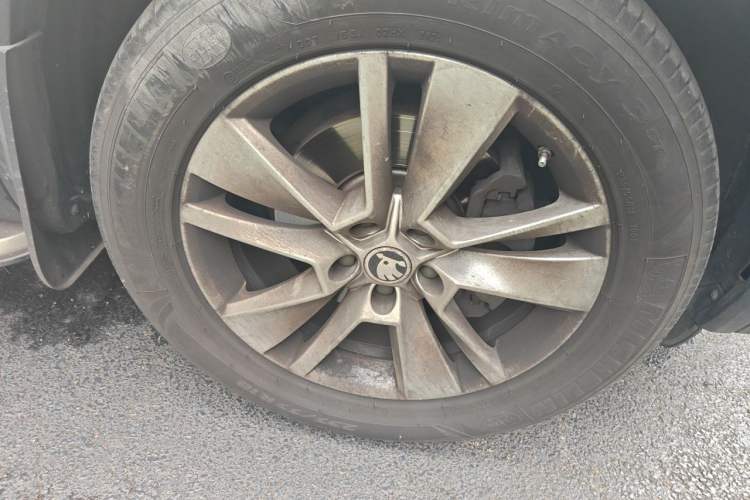 Used Skoda Kodiaq 2017 TSI330 5-seat Two-Wheel Drive Comfort Edition Right Front Wheel Hub