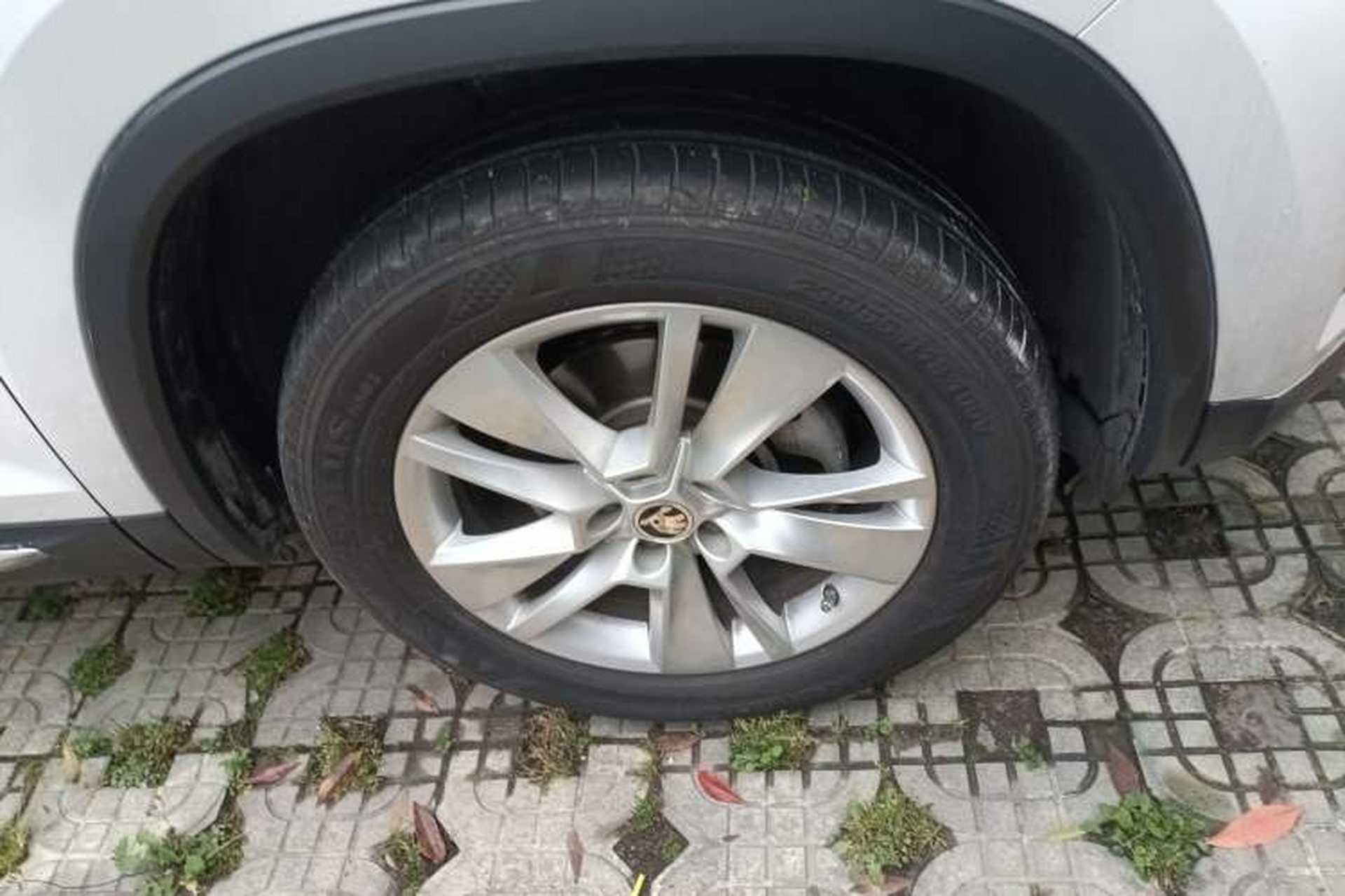 Used Skoda Kodiaq 2017 TSI330 5-Seat Two-Wheel Drive Luxury Edition Right Front Wheel Hub