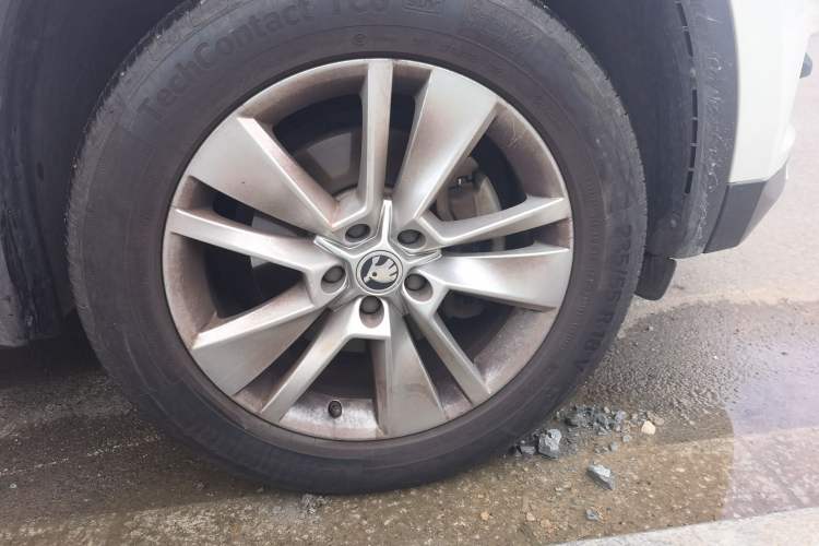 Used Skoda Kodiaq 2017 TSI330 5-Seat Two-Wheel Drive Luxury Edition Right Front Wheel Hub