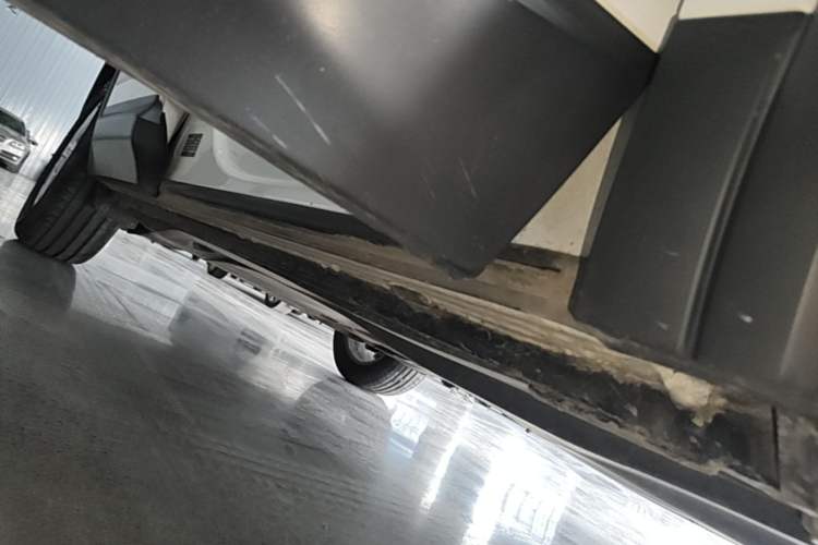 Used Skoda Kodiaq 2017 TSI330 5-Seat Two-Wheel Drive Standard Edition Right Side Sill