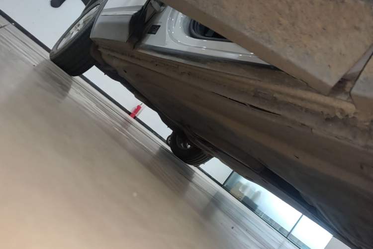 Used Skoda Kodiaq 2017 TSI330 7-Seater Two-Wheel-Drive Luxury Edition Right Side Sill