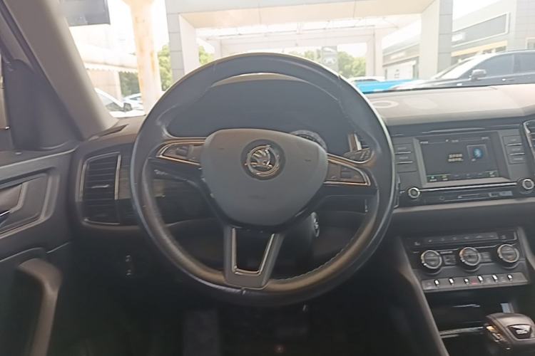 Used Skoda Kodiaq 2017 TSI330 7-Seater Two-Wheel-Drive Luxury Edition Steering Wheel