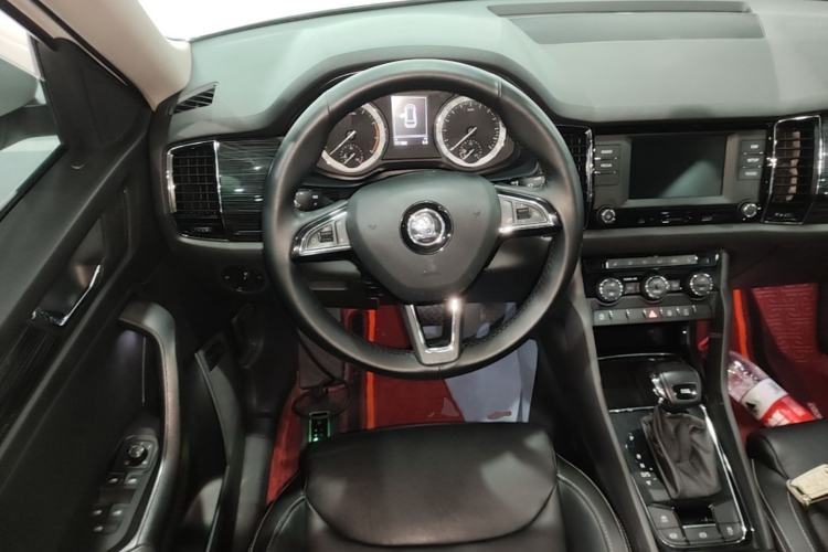 Used Skoda Kodiaq 2017 TSI330 7-Seater Two-Wheel-Drive Luxury Edition Steering Wheel