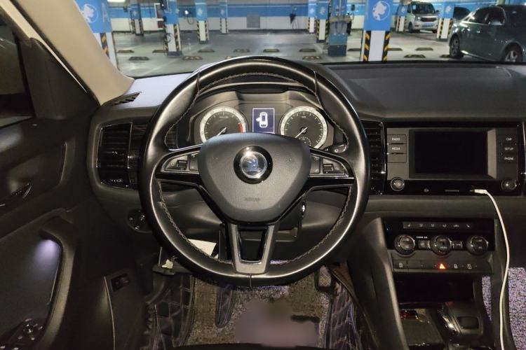 Used Skoda Kodiaq 2017 TSI330 7-Seater Two-Wheel-Drive Luxury Edition Steering Wheel