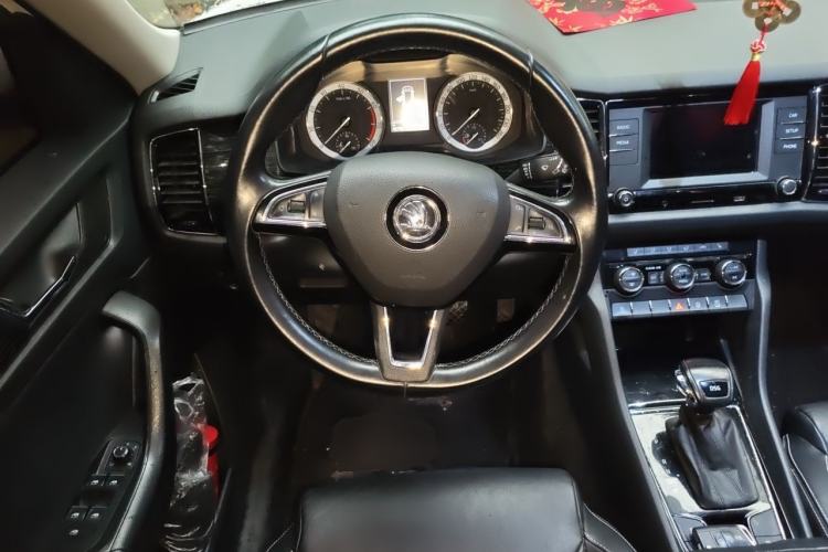 Used Skoda Kodiaq 2017 TSI330 7-Seater Two-Wheel-Drive Luxury Edition Steering Wheel
