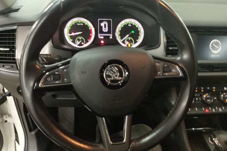 Used Skoda Kodiaq 2017 TSI330 5-Seat Two-Wheel Drive Luxury Edition Steering Wheel
