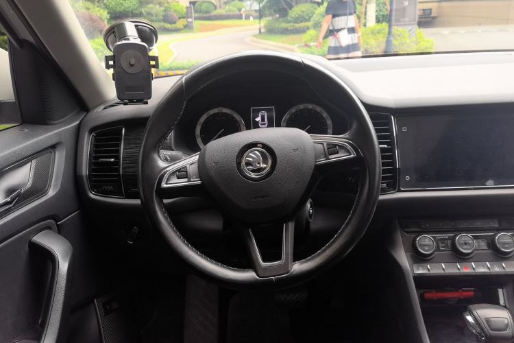 Used Skoda Kodiaq 2017 TSI330 5-Seat Two-Wheel Drive Luxury Edition Steering Wheel