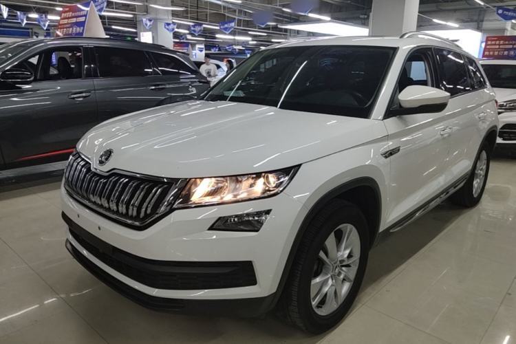 Used Skoda Kodiaq 2017 TSI330 5-Seat Two-Wheel Drive Luxury Edition Guazi used car, China used car export, Used car for sale, Used cars, Cheapest cars for sale