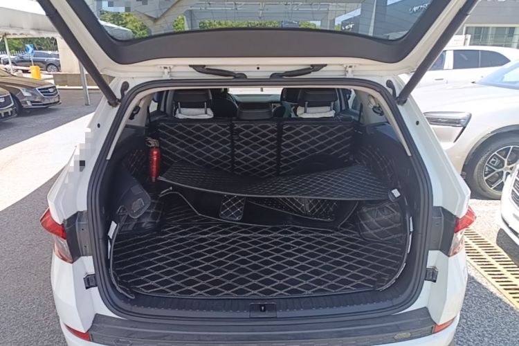 Used Skoda Kodiaq 2017 TSI330 7-Seater Two-Wheel-Drive Luxury Edition Trunk