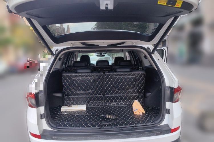 Used Skoda Kodiaq 2017 TSI330 7-Seater Two-Wheel-Drive Luxury Edition Trunk