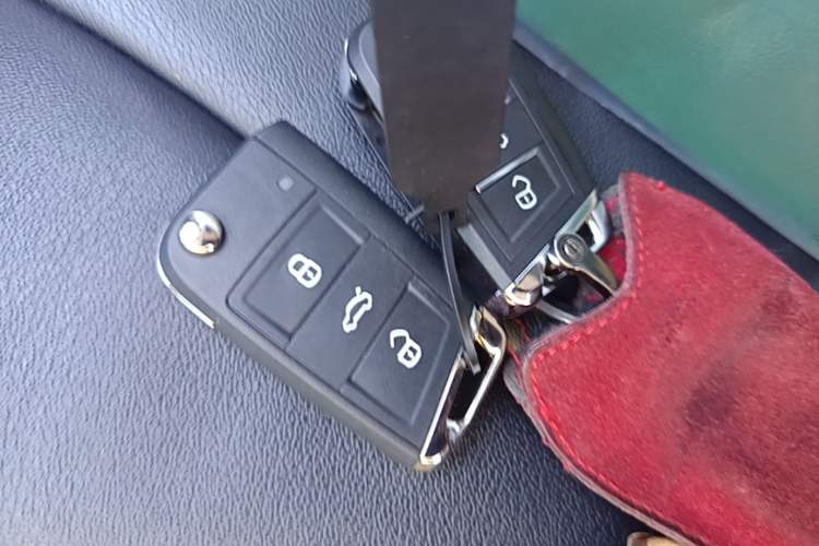 Used Skoda Kodiaq 2017 TSI330 7-Seater Two-Wheel-Drive Luxury Edition Vehicle Key