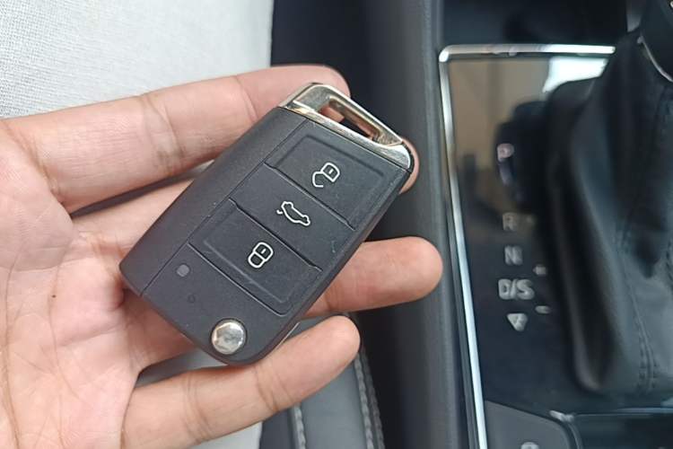 Used Skoda Kodiaq 2017 TSI330 7-Seater Two-Wheel-Drive Luxury Edition Vehicle Key