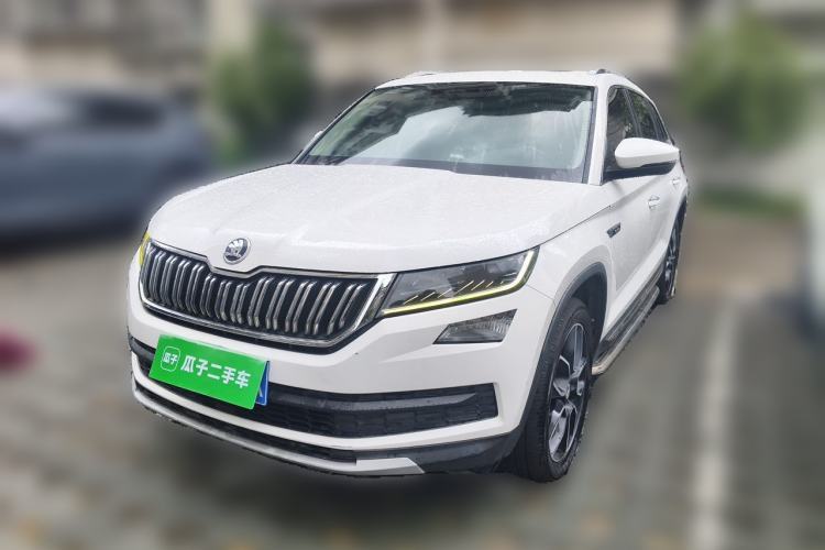 Ojetý Skoda Kodiaq 2017 TSI330 7-Seater Two-Wheel-Drive Luxury Edition Guazi used car, China used car export, Used car for sale, Used cars, Cheapest cars for sale