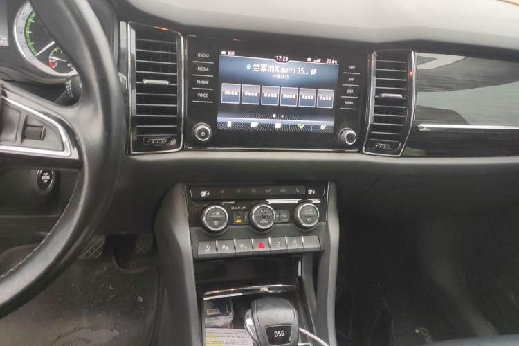 Used Skoda Kodiaq 2017 TSI380 7-Seater Four-Wheel-Drive Flagship Edition Audio And AC Panel
