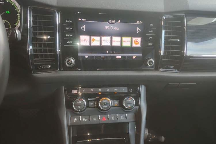 Used Skoda Kodiaq 2017 TSI380 7-Seater Four-Wheel-Drive Flagship Edition Audio And AC Panel