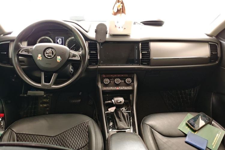 Used Skoda Kodiaq 2017 TSI330 5-Seat Two-Wheel Drive Luxury Edition Center Console