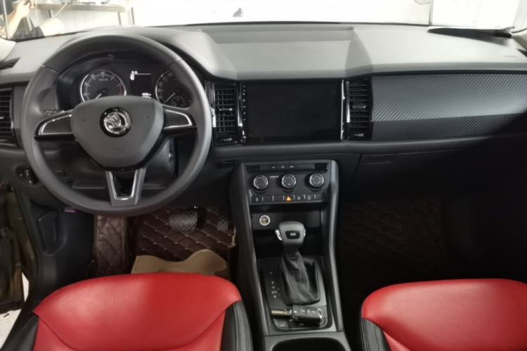 Used Skoda Kodiaq 2017 TSI330 5-Seat Two-Wheel Drive Standard Edition Center Console