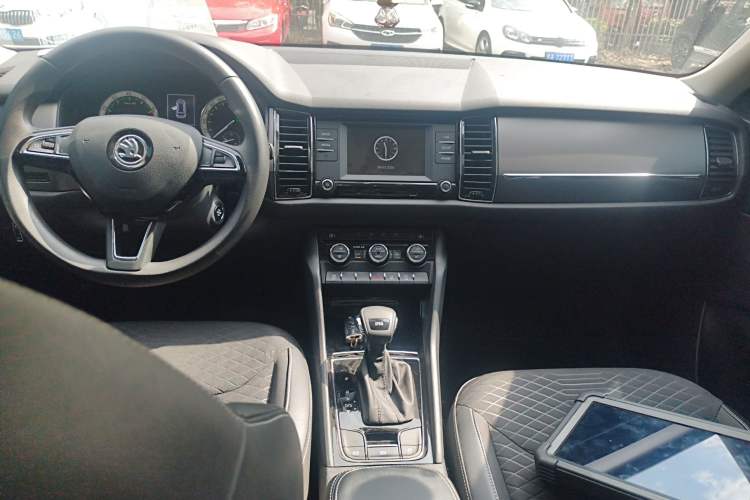 Used Skoda Kodiaq 2017 TSI330 5-seat Two-Wheel Drive Comfort Edition Center Console