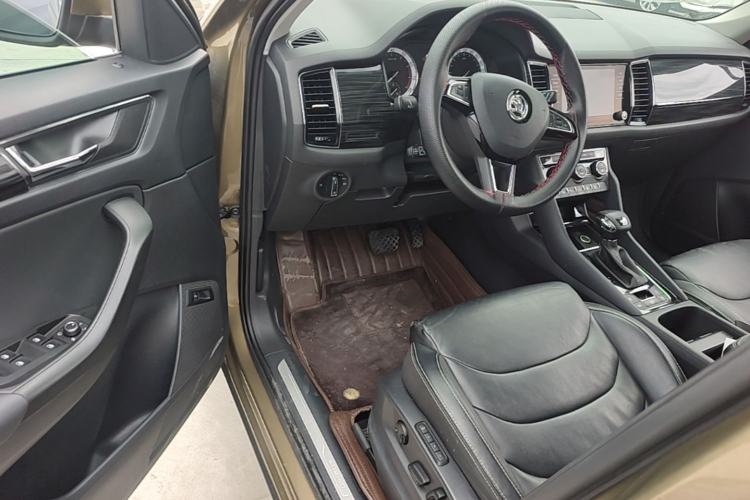 Used Skoda Kodiaq 2017 TSI380 7-Seater Four-Wheel-Drive Flagship Edition Driver Seat