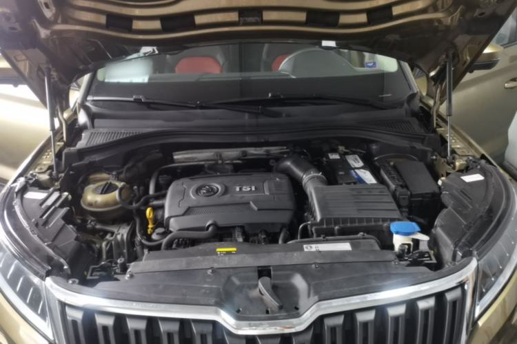 Used Skoda Kodiaq 2017 TSI330 5-Seat Two-Wheel Drive Standard Edition Engine Bay