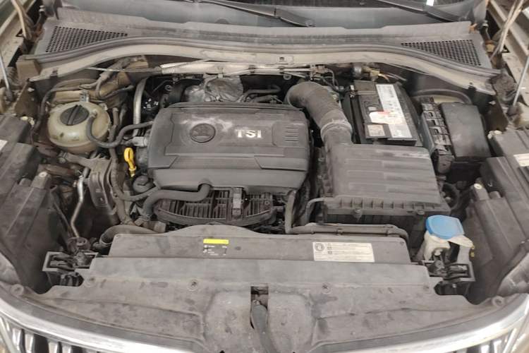 Used Skoda Kodiaq 2017 TSI330 7-Seater Two-Wheel-Drive Luxury Edition Engine Bay