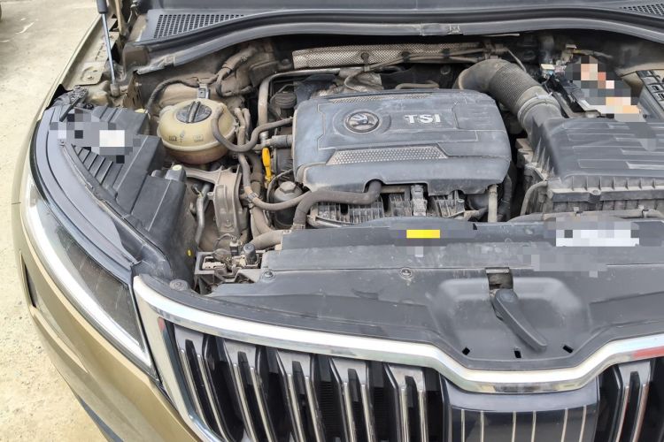 Used Skoda Kodiaq 2017 TSI330 7-Seater Two-Wheel-Drive Luxury Edition Engine Bay Right