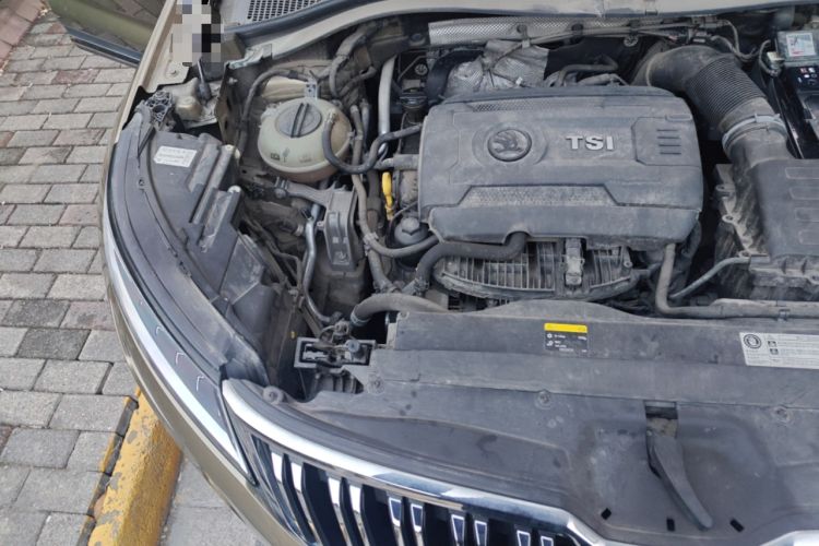 Used Skoda Kodiaq 2017 TSI330 5-seat Two-Wheel Drive Comfort Edition Engine Bay Right