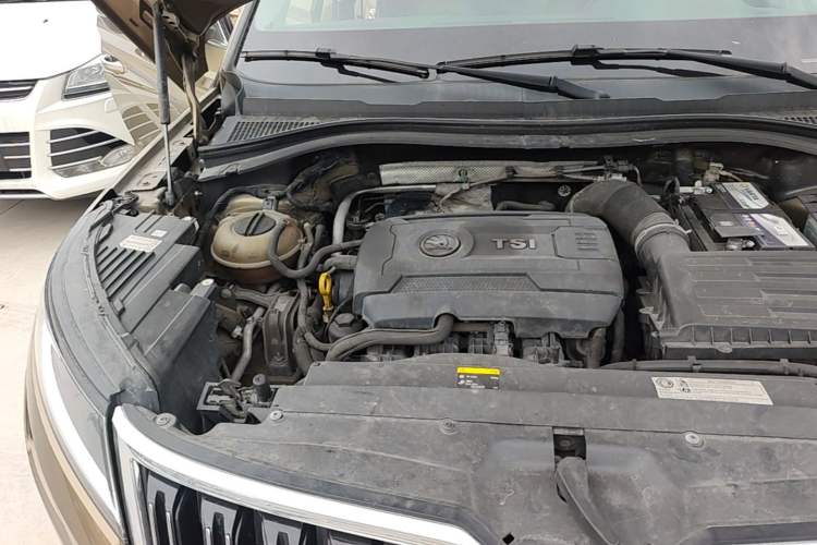 Used Skoda Kodiaq 2017 TSI380 7-Seater Four-Wheel-Drive Flagship Edition Engine Bay Right