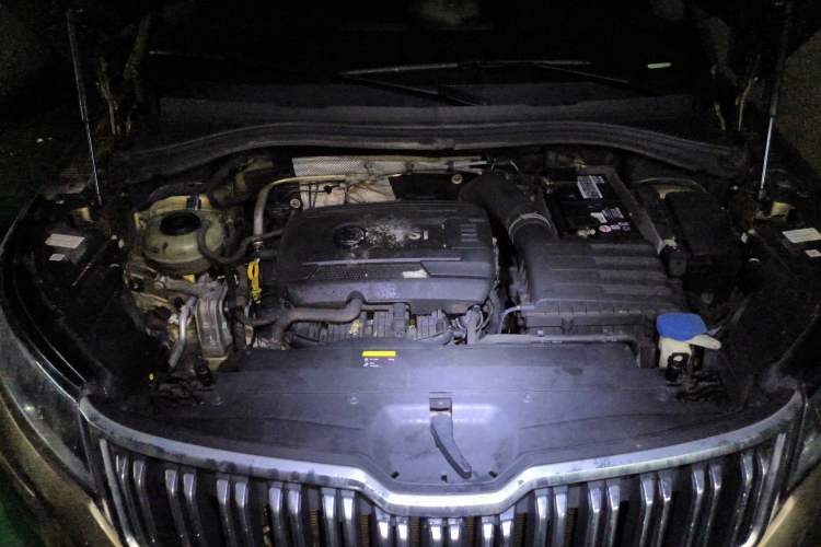 Used Skoda Kodiaq 2017 TSI330 5-seat Two-Wheel Drive Comfort Edition Engine Bay