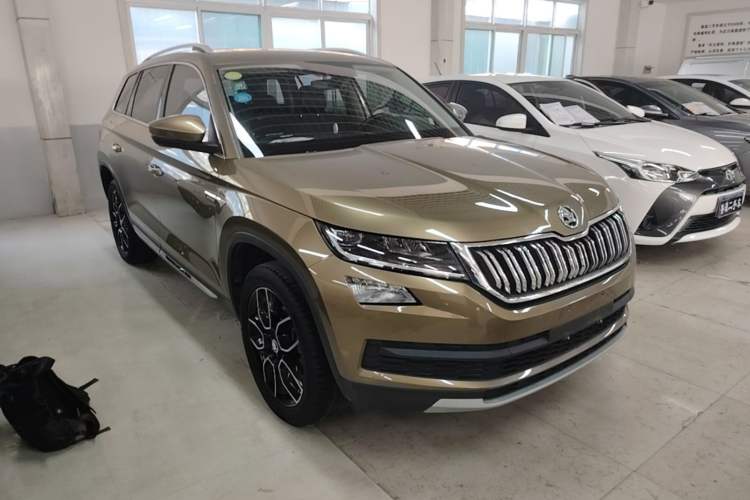 Used Skoda Kodiaq 2017 TSI330 7-Seater Two-Wheel-Drive Luxury Edition Exterior 1