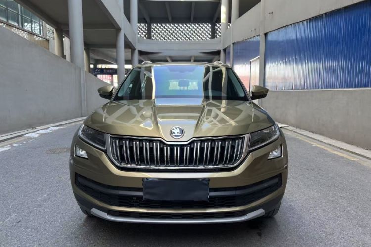 Used Skoda Kodiaq 2017 TSI330 7-Seater Two-Wheel-Drive Luxury Edition Exterior 3