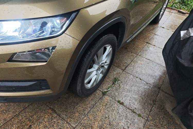 Used Skoda Kodiaq 2017 TSI330 5-seat Two-Wheel Drive Comfort Edition Exterior 4